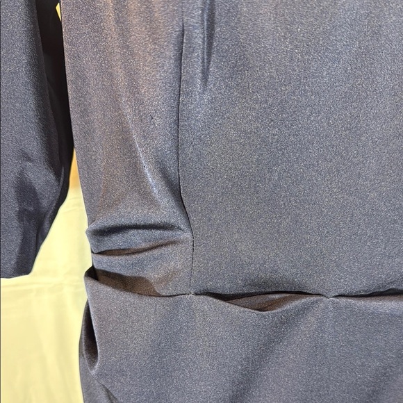 La Femme Navy Blue Sheath Gown Short Sleeve Size 14 - Picture 4 of 9